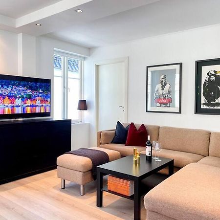 Central City Apt On One Of Bergen'S Finest Streets 외부 사진