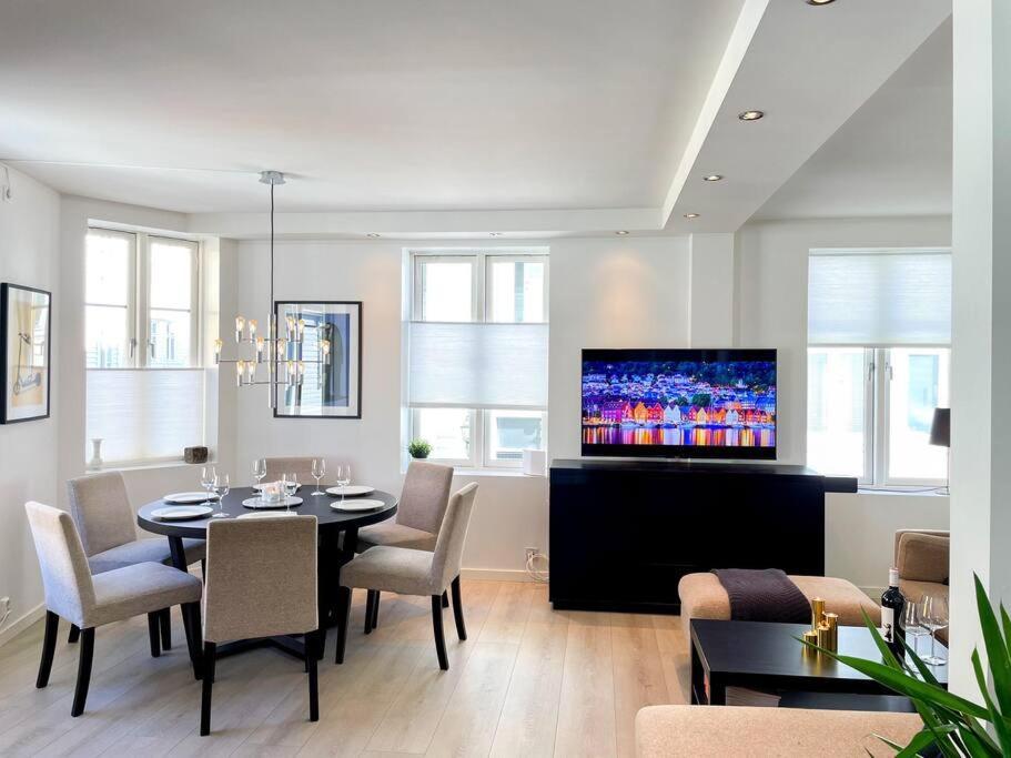 Central City Apt On One Of Bergen'S Finest Streets 외부 사진