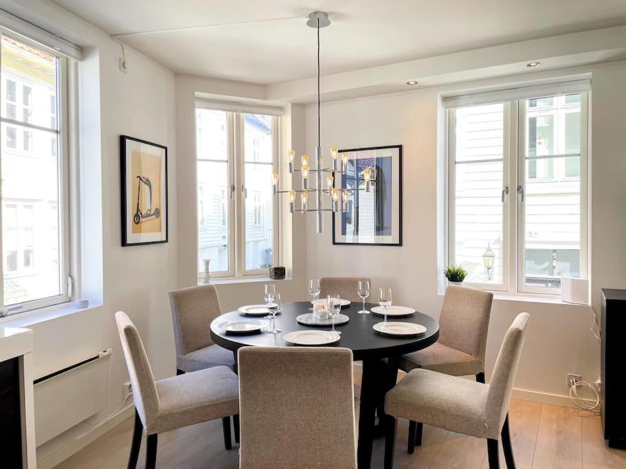 Central City Apt On One Of Bergen'S Finest Streets 외부 사진